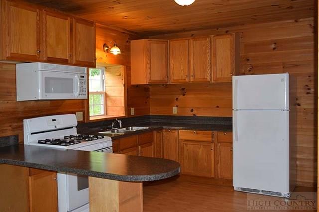 647 Junaluska Road Boone, NC 28607 - Photo 27 of 30 Gallery Image 27