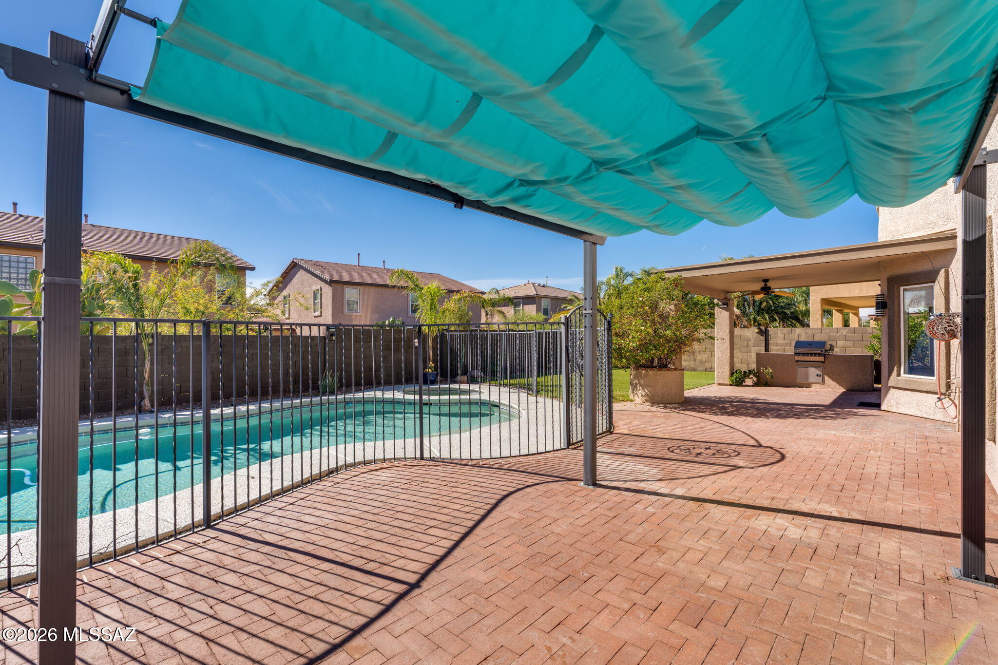 3614 East Canter Road Tucson, AZ 85739 - Photo 37 of 41 Patio and shade
