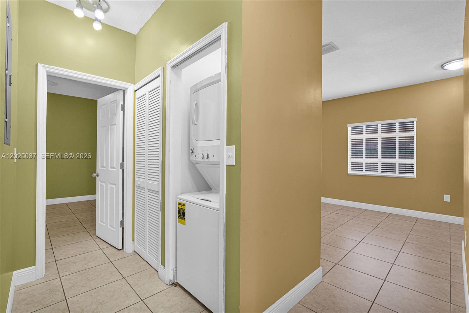1396 West 30th Street Hialeah, FL 33012 - Photo 20 of 37