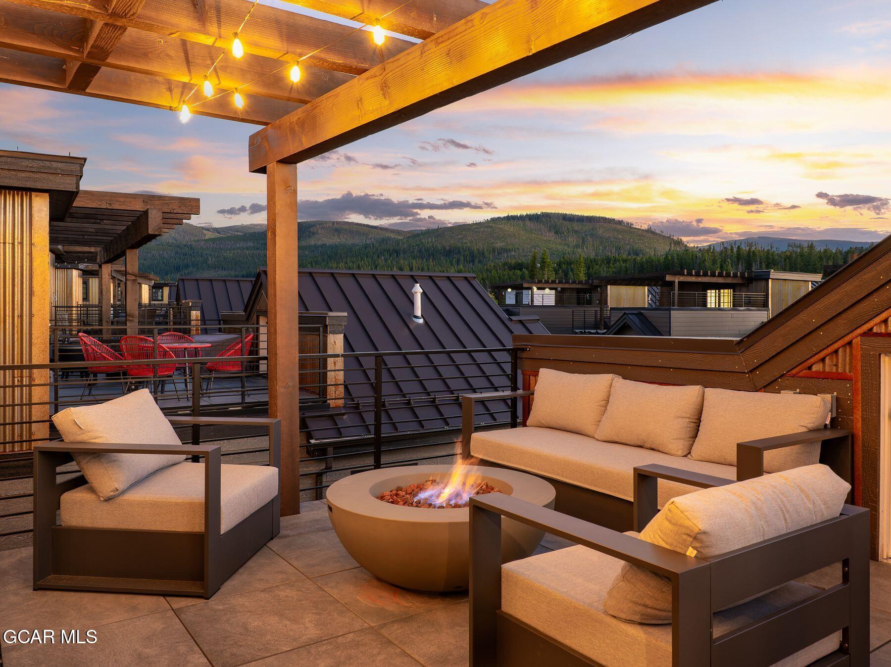 40 Ski Idlewild Road Winter Park, CO 80482 - Photo 54 of 56 Rooftop Lounge