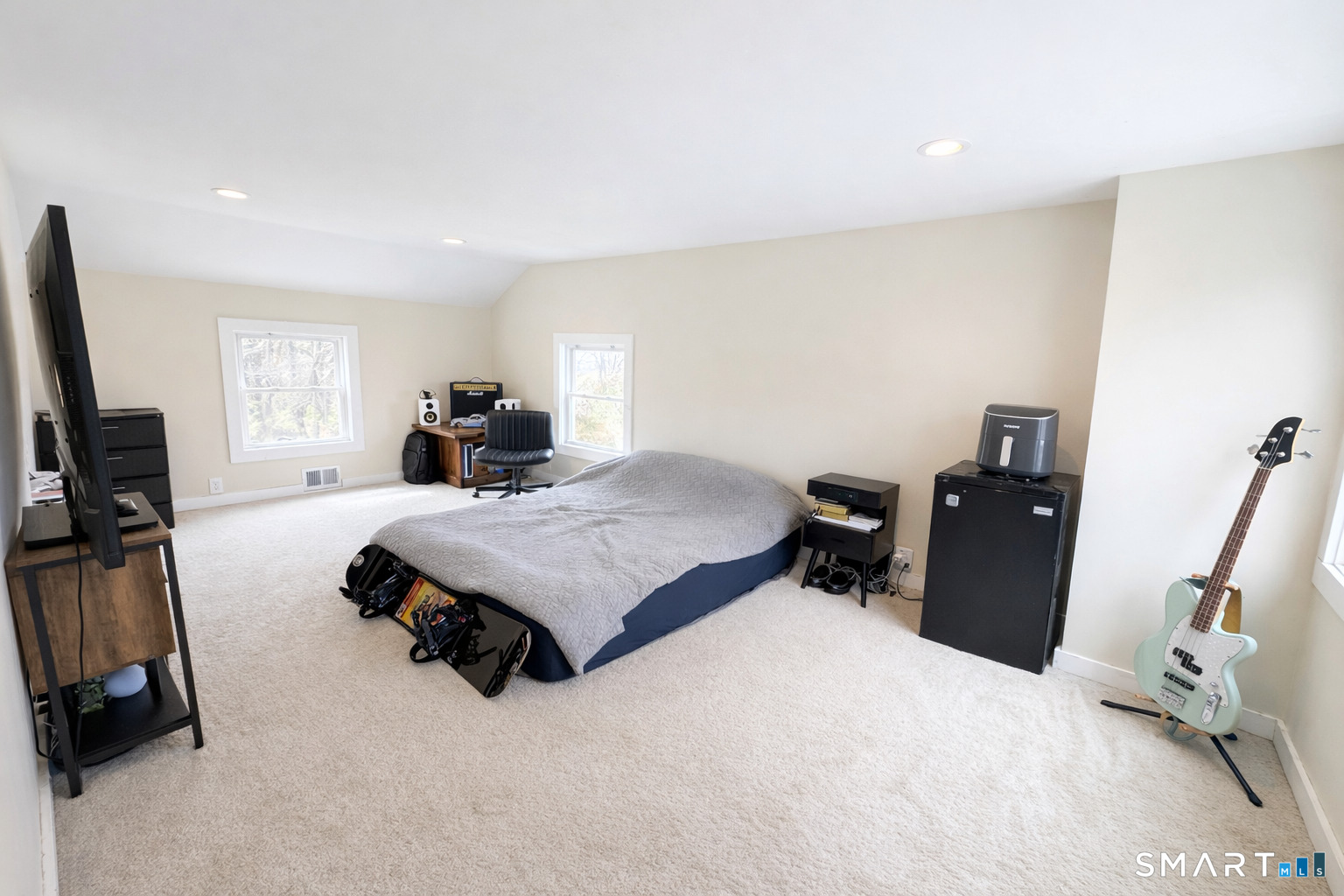 214 Pumpkin Hill Road New Milford, CT 06776 - Photo 12 of 27