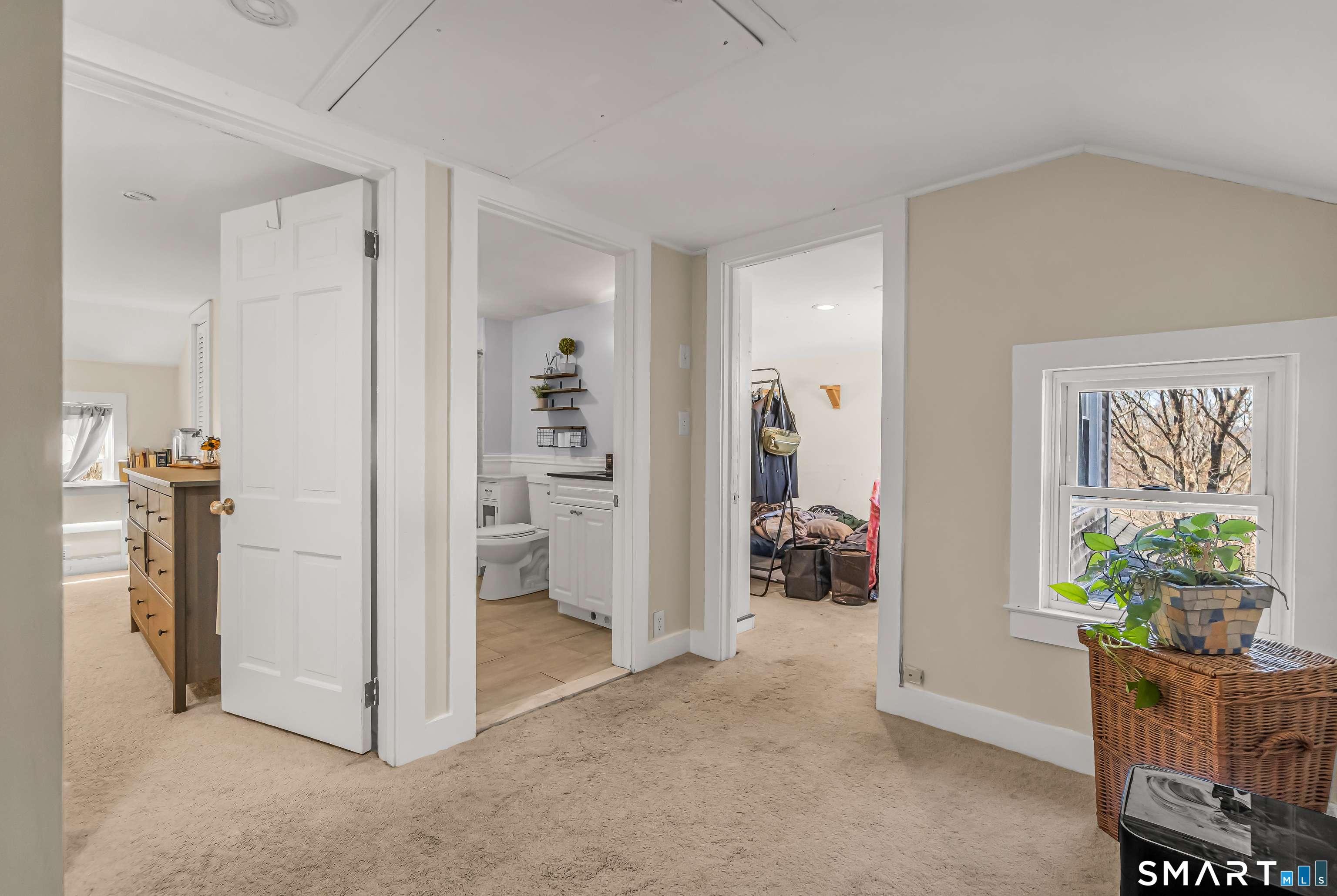 214 Pumpkin Hill Road New Milford, CT 06776 - Photo 14 of 27