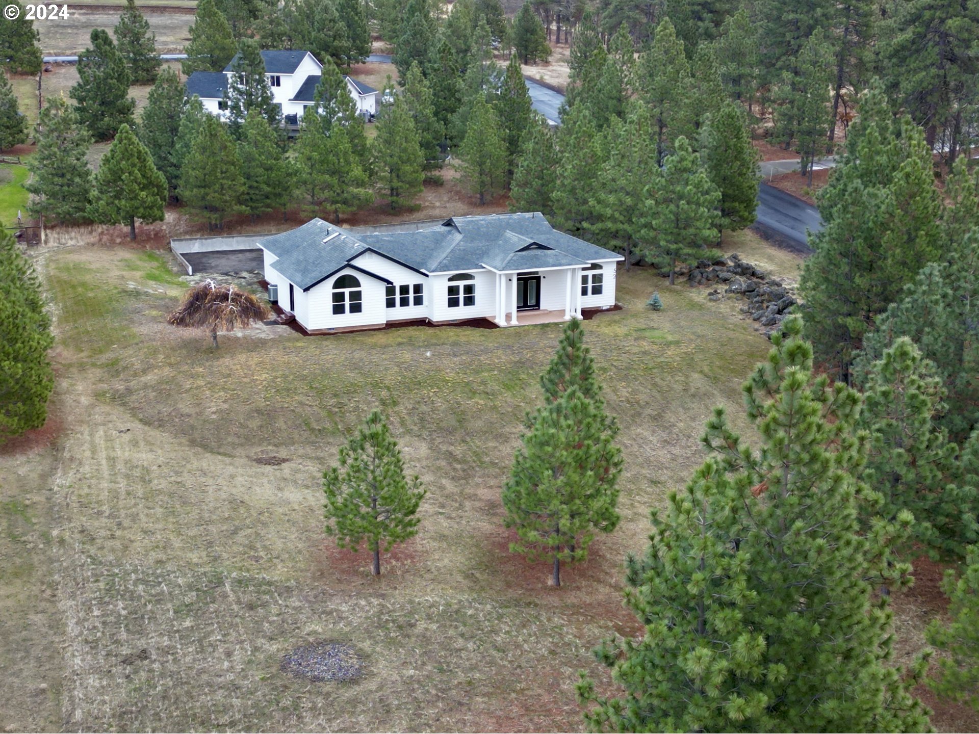 52 Adams Loop Road Goldendale, WA 98620 - Photo 3 of 43 Gallery Image 3