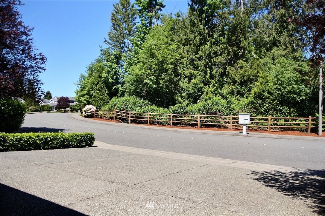 5433 Northeast 3rd Street Renton, WA 98059 - Photo 3 of 25