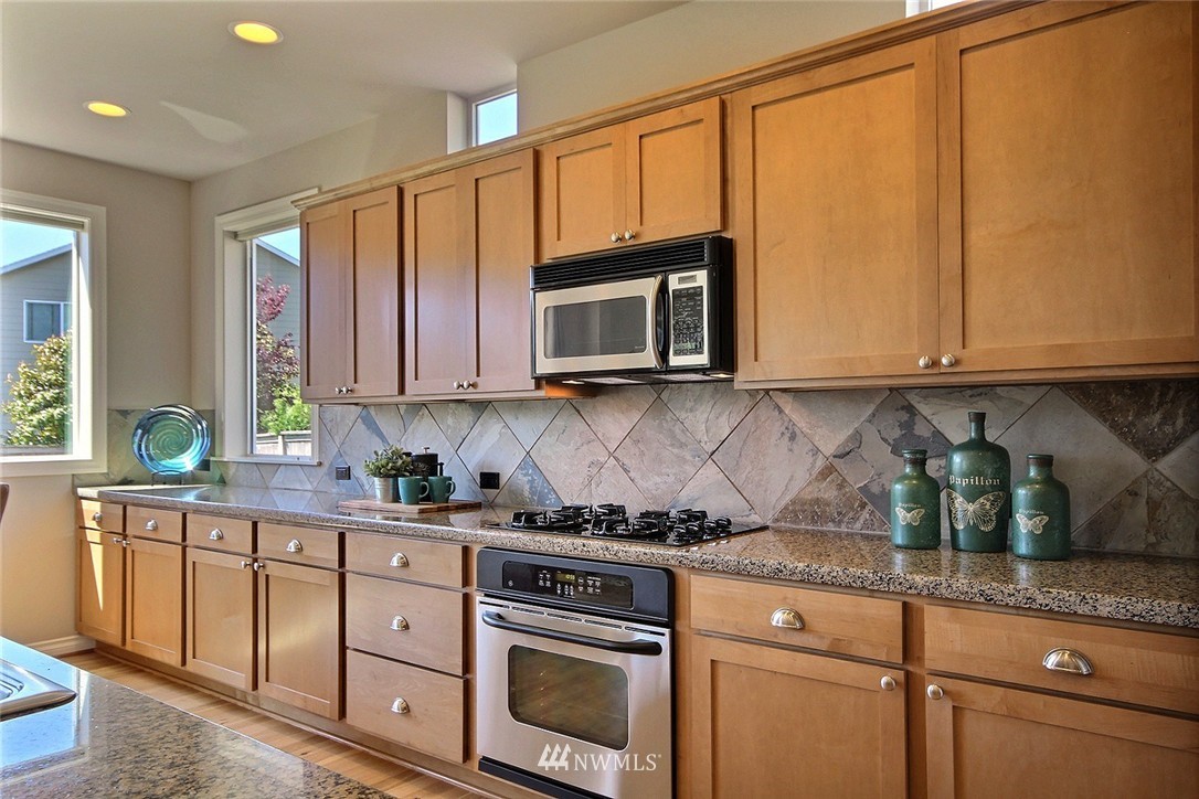 5433 Northeast 3rd Street Renton, WA 98059 - Photo 10 of 25
