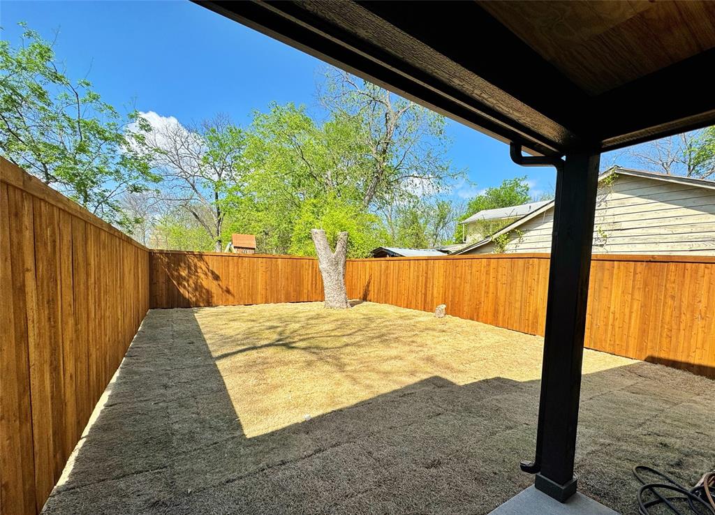 1811 Washington Street Commerce, TX 75428 - Photo 29 of 36