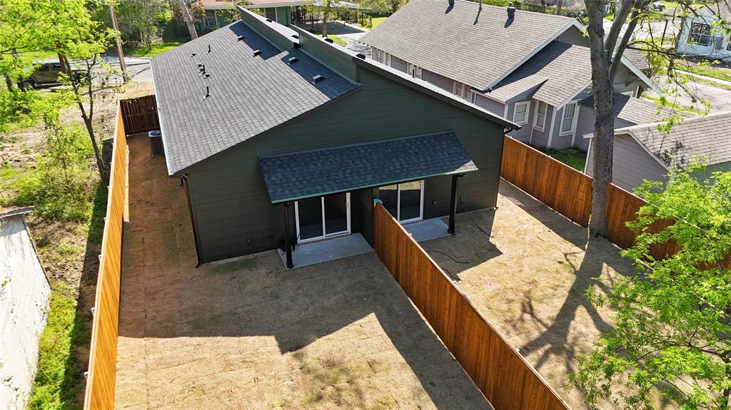 1811 Washington Street Commerce, TX 75428 - Photo 33 of 36