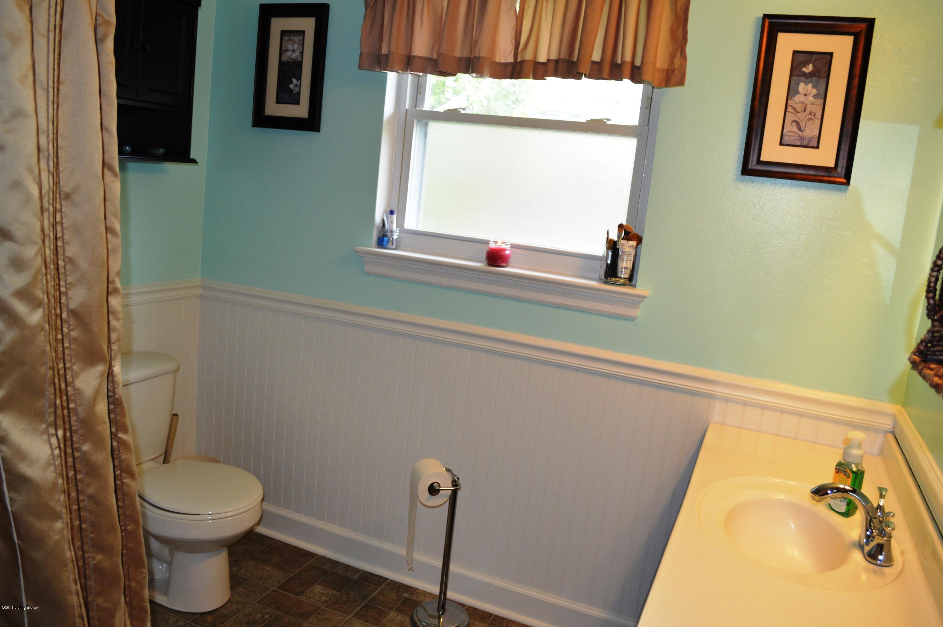 5837 New Cut Road Louisville, KY 40214 - Photo 13 of 36 DSC_0267