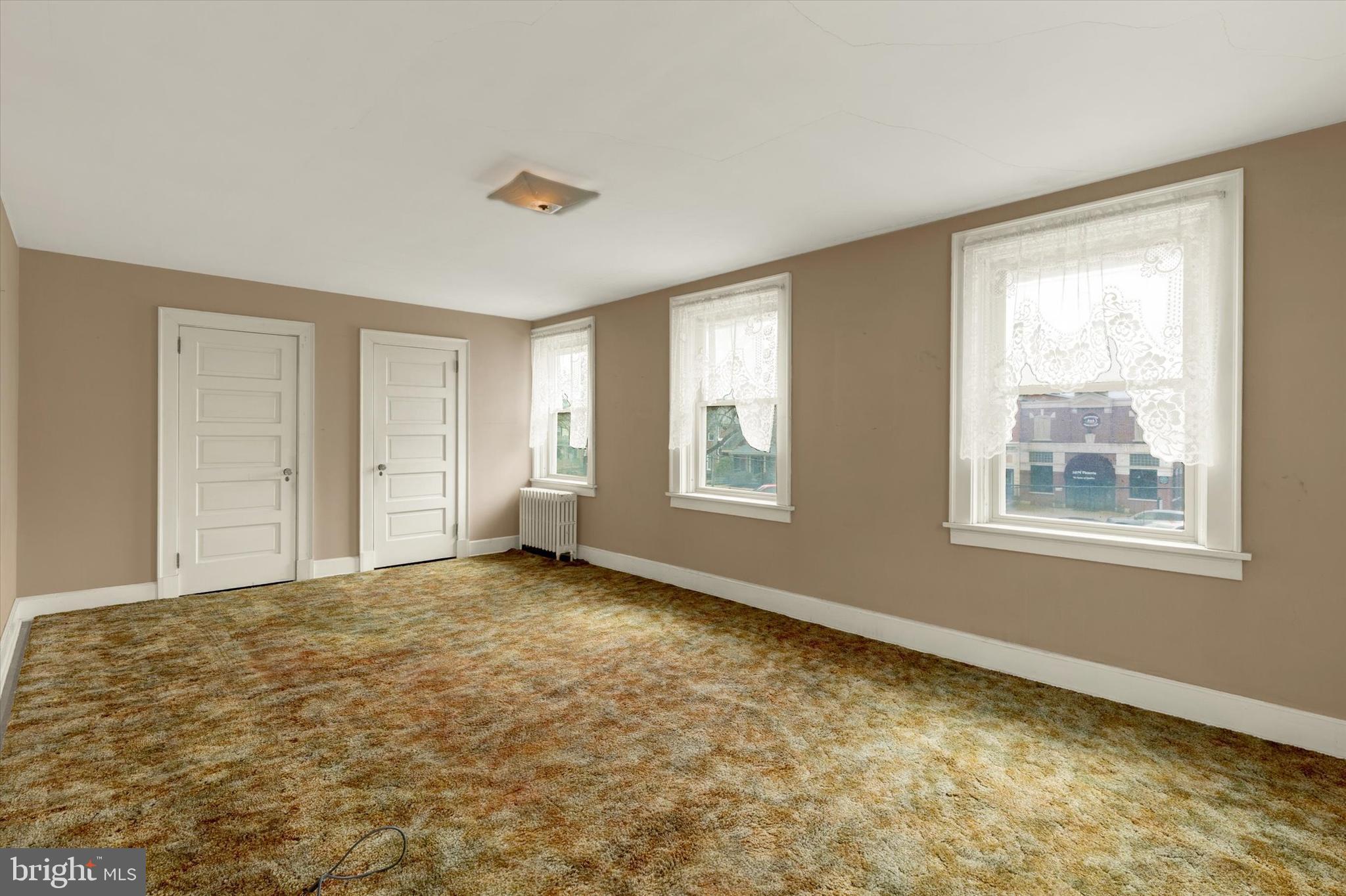 42 Market Square Manheim, PA 17545 - Photo 22 of 39 2nd Floor Living Room