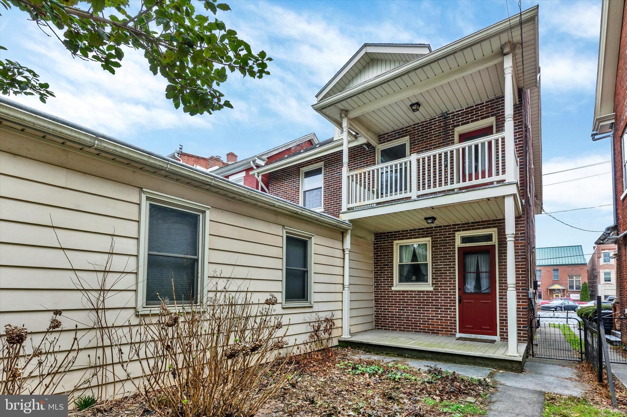 42 Market Square Manheim, PA 17545 - Photo 29 of 39