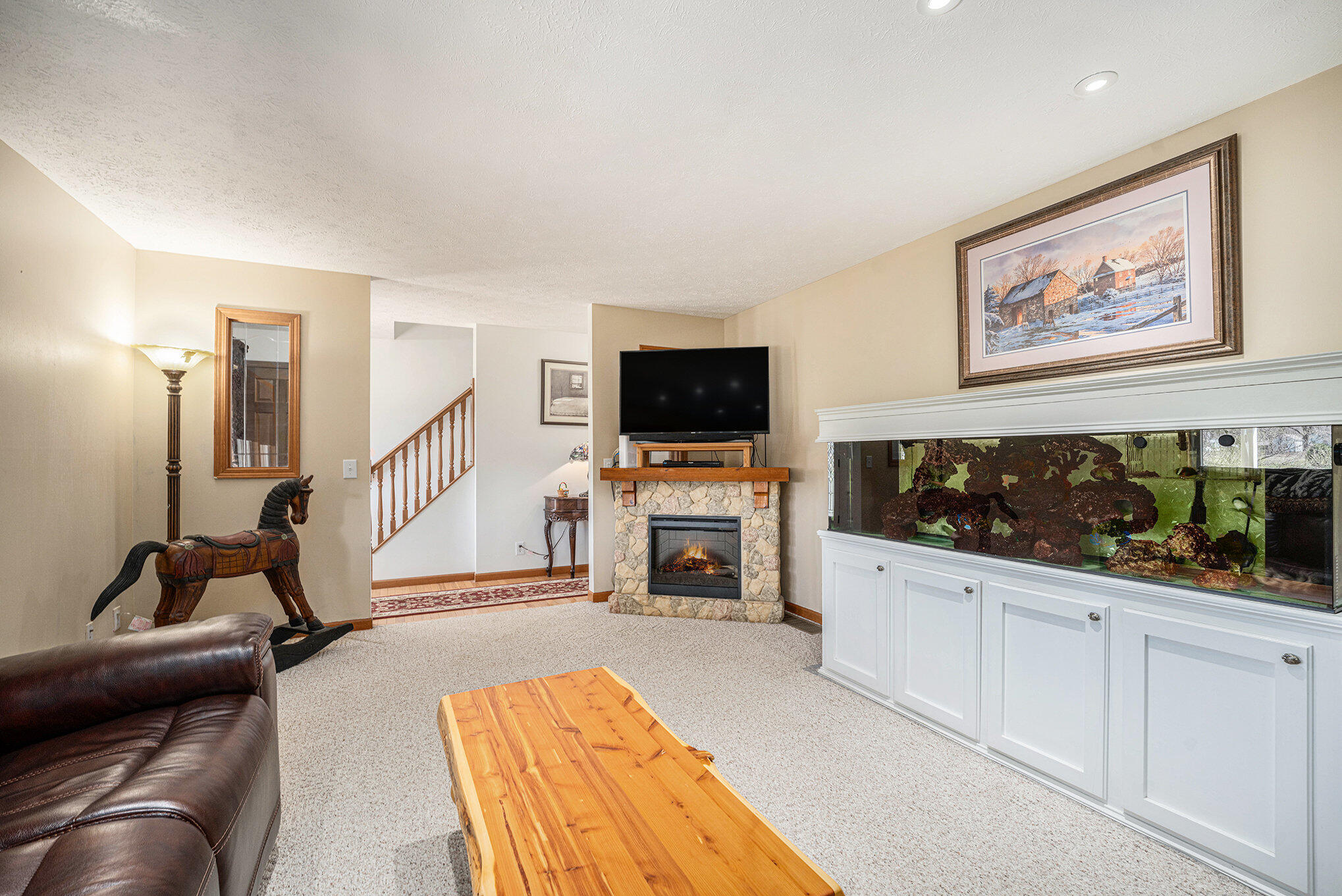 61651 County Line Road Three Rivers, MI 49093 - Photo 8 of 29 Living Room