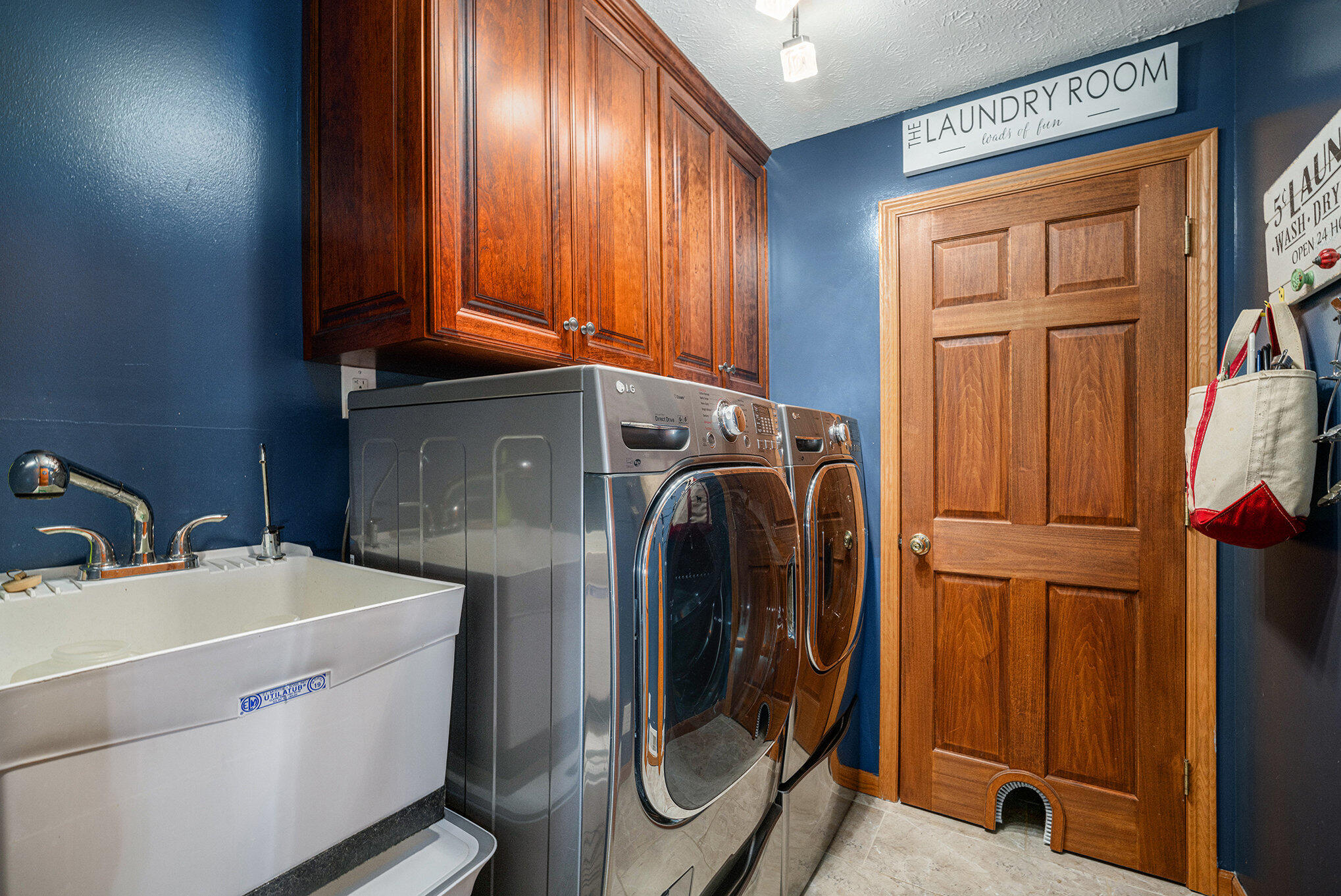 61651 County Line Road Three Rivers, MI 49093 - Photo 10 of 29 Main Floor Laundry