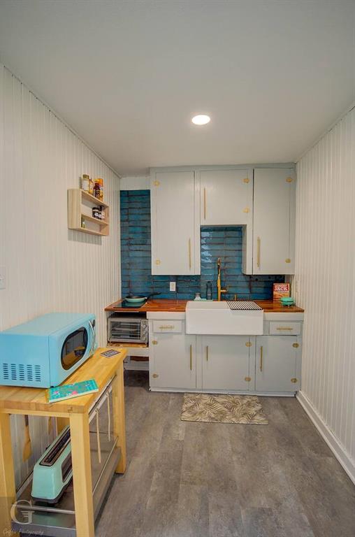 116 Loop Street Bossier City, LA 71111 - Photo 4 of 21 a view of kitchen with stainless steel appliances granite countertop a stove and a sink
