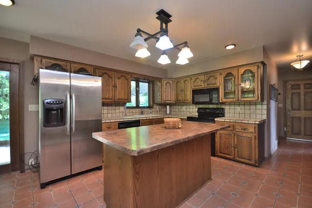 $759,000 | 3076 Red Fox Circle, Richfield, WI 53017