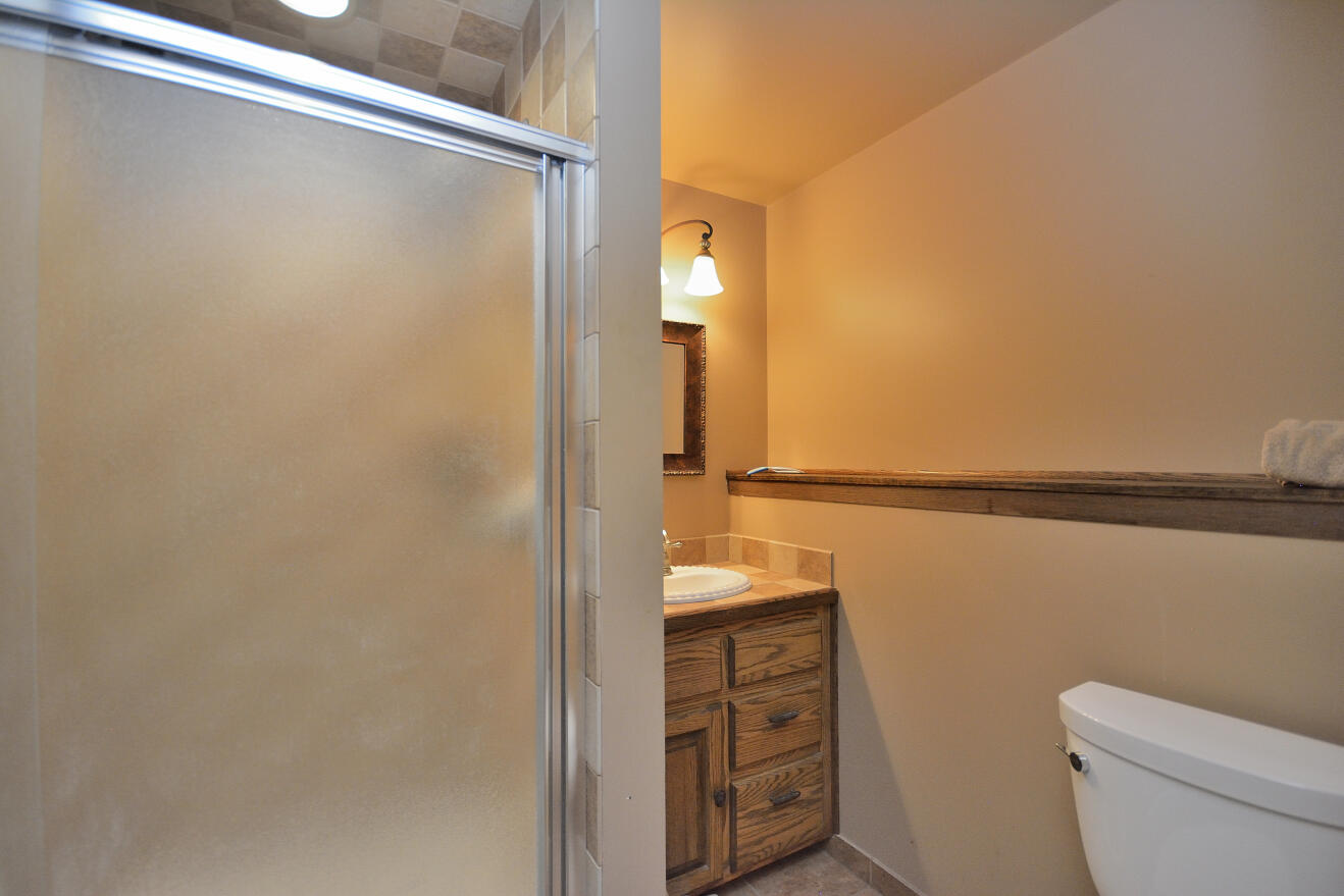 3076 Red Fox Circle Richfield, WI 53017 - Photo 18 of 71 BATH