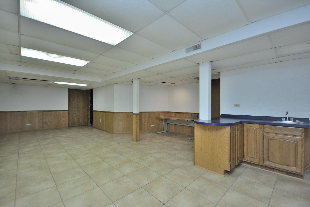 3076 Red Fox Circle Richfield, WI 53017 - Photo 20 of 71 LOWER