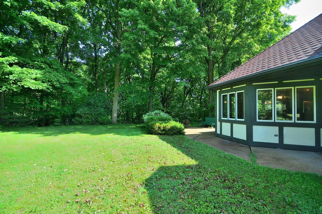 3076 Red Fox Circle Richfield, WI 53017 - Photo 37 of 71 BACKYARD