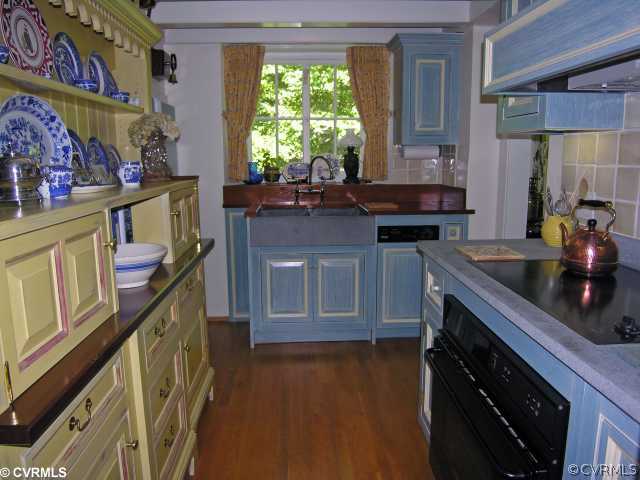 6302 Ridgeway Road Richmond, VA 23226 - Photo 5 of 12 Kitchen