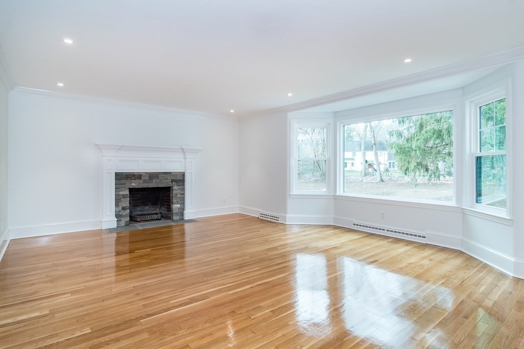 23 Valley Road Dover, MA 02030 - Photo 4 of 20 Gallery Image 4