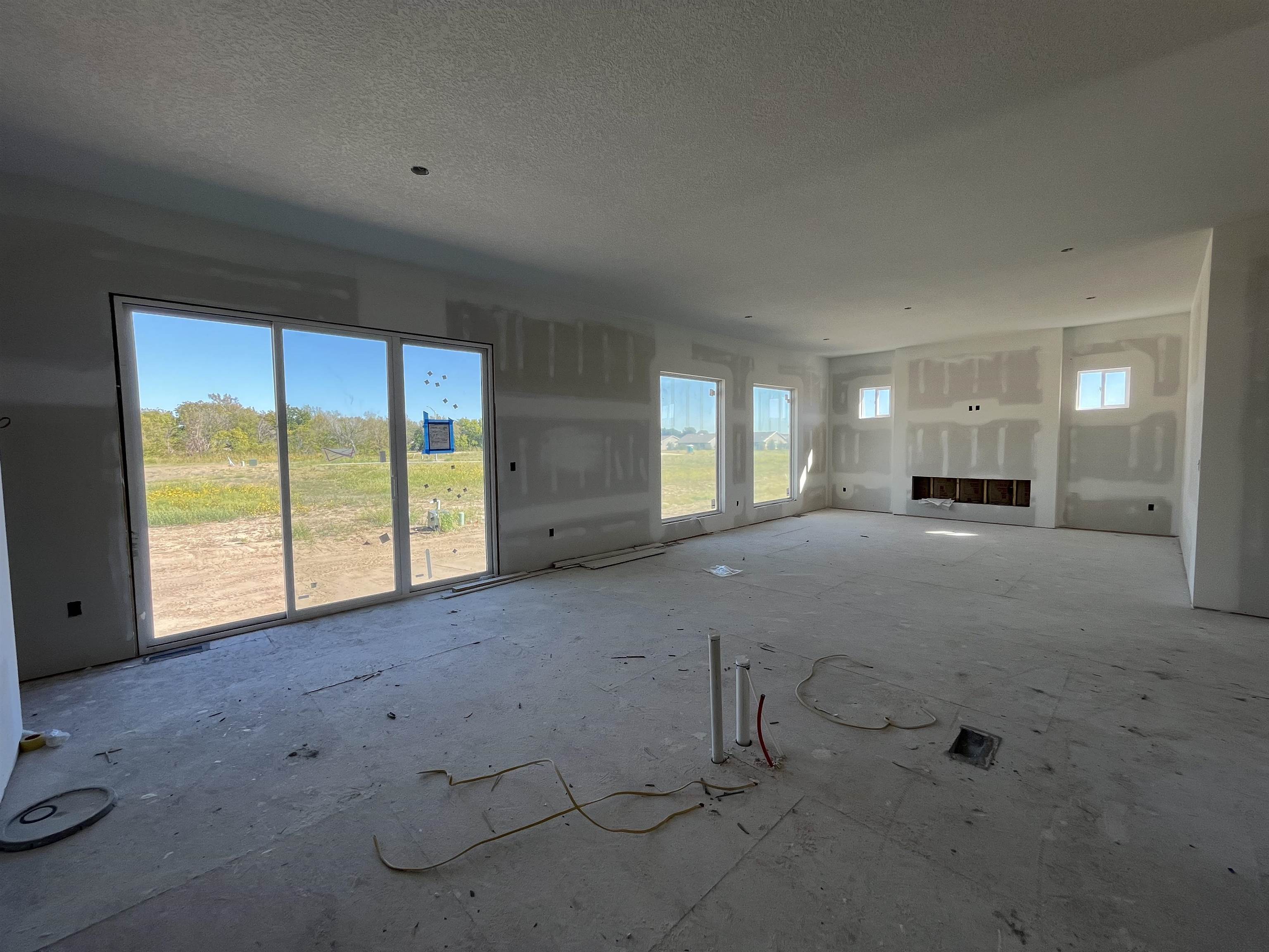 5762 North Edwards Street Wichita, KS 67204 - Photo 3 of 4