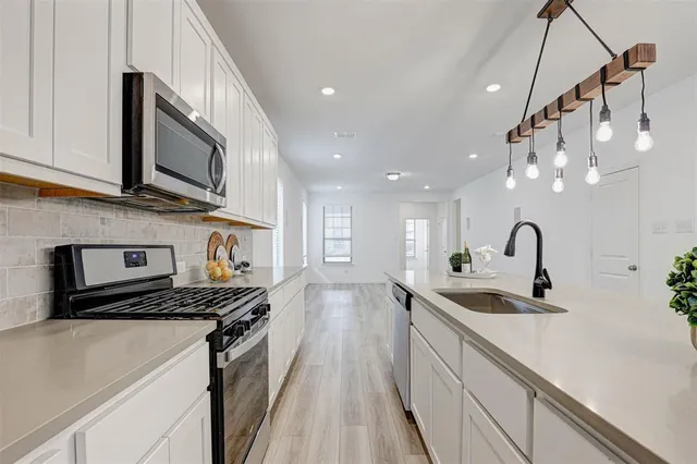 $2,600 | 2305 Cobbler Street, Northlake, TX 76247