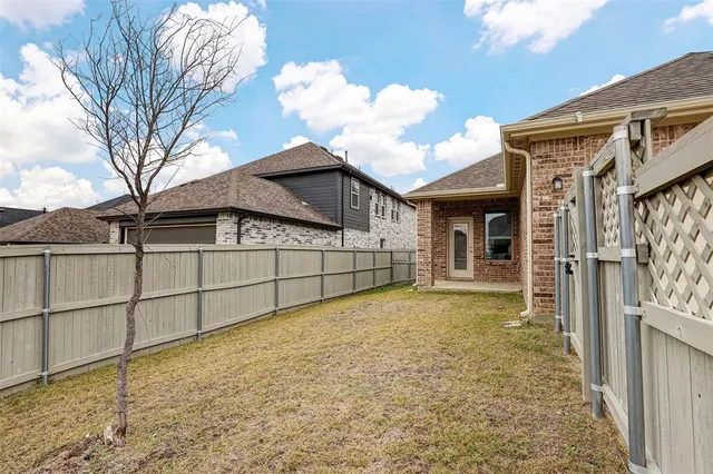 $2,600 | 2305 Cobbler Street, Northlake, TX 76247
