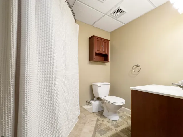 $4,300 | 113 Lighthouse Lane, Egg Harbor Township, NJ 08234