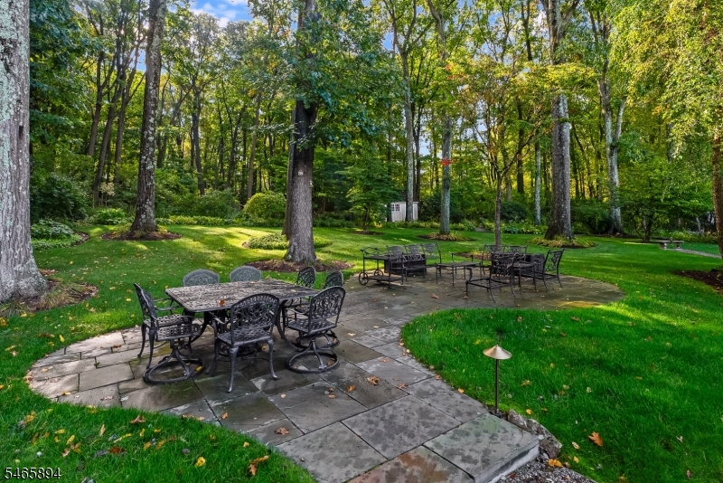 4 Barberry Row Chester, NJ 07930 - Photo 33 of 40 Gallery Image 33