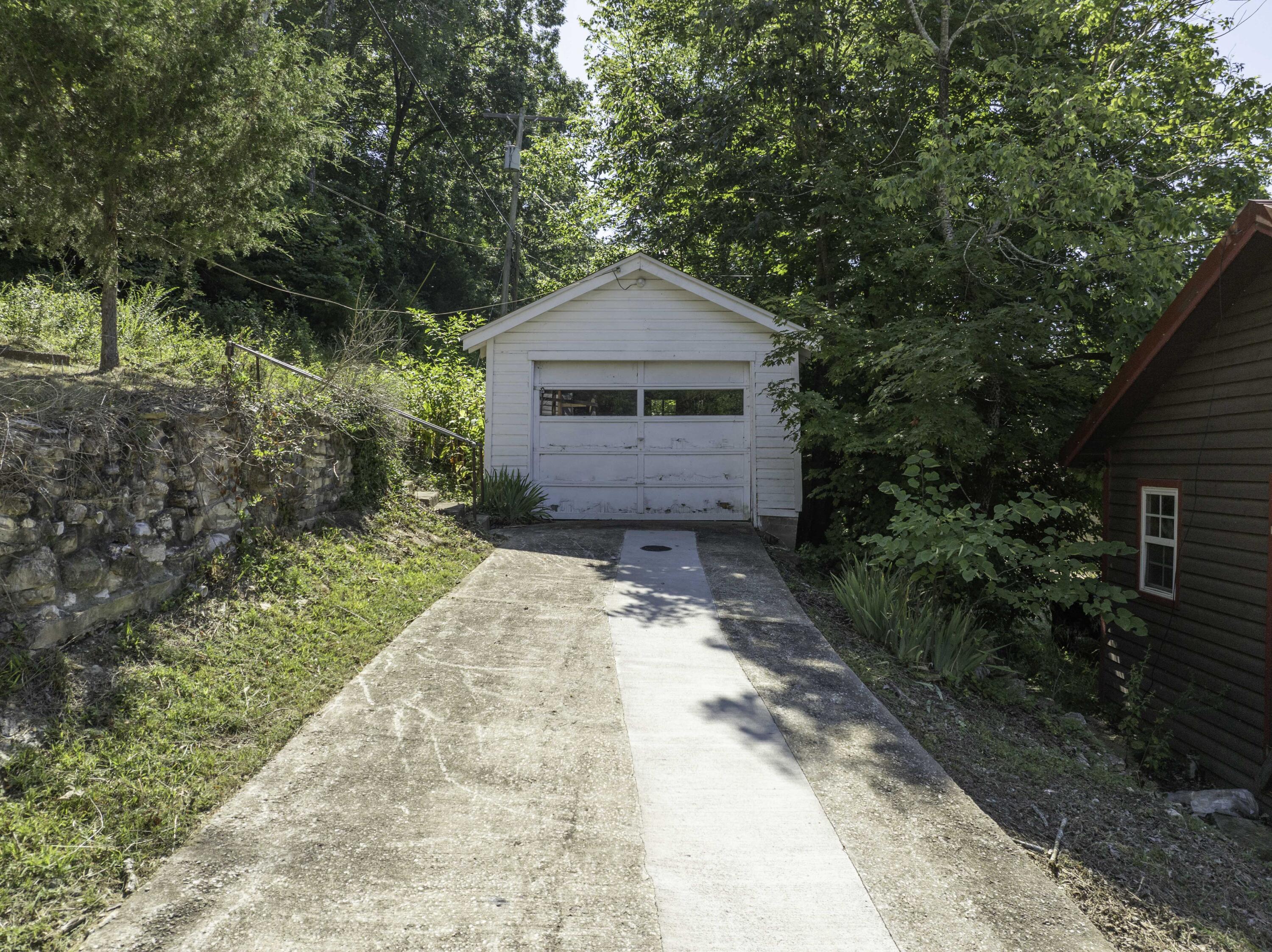 227 Cedar Point Road Forsyth, MO 65653 - Photo 26 of 37 DJI_0175