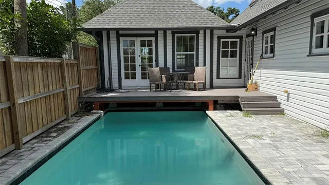 $1,749,111 | 1330 Cherry Street Northeast, St. Petersburg, FL 33701