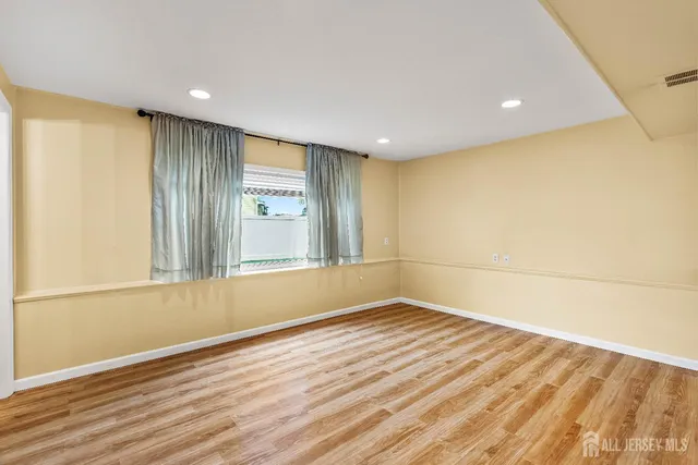 $650,000 | 5 Grace Drive, Old Bridge, NJ 08857