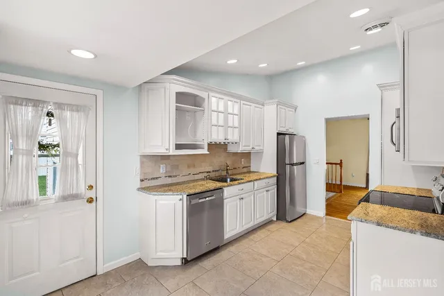 $650,000 | 5 Grace Drive, Old Bridge, NJ 08857