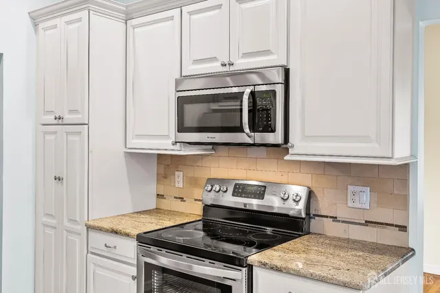 $650,000 | 5 Grace Drive, Old Bridge, NJ 08857