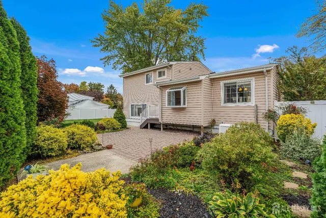 $650,000 | 5 Grace Drive, Old Bridge, NJ 08857