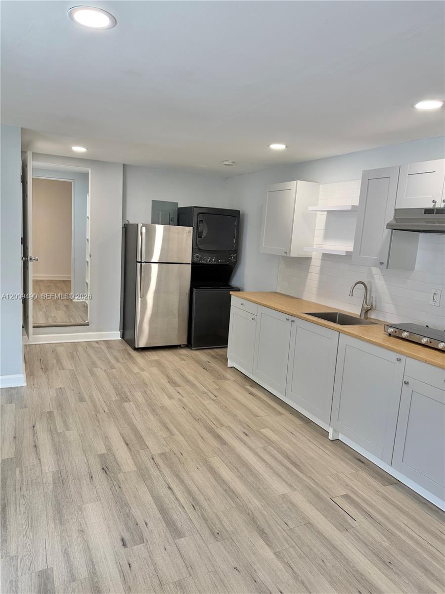 227 Southwest 26th Road Miami, FL 33129 - Photo 4 of 26