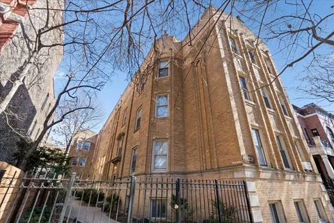 $350,000 | 2231 North Bissell Street, Unit 1E, Chicago, IL 60614