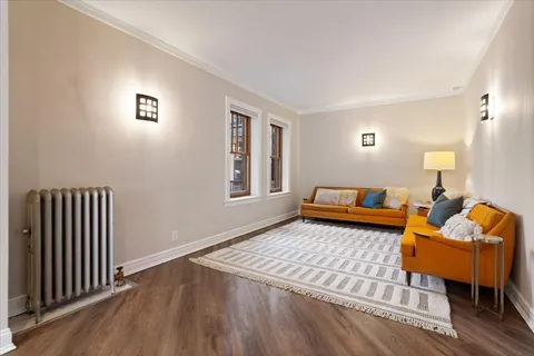 $350,000 | 2231 North Bissell Street, Unit 1E, Chicago, IL 60614