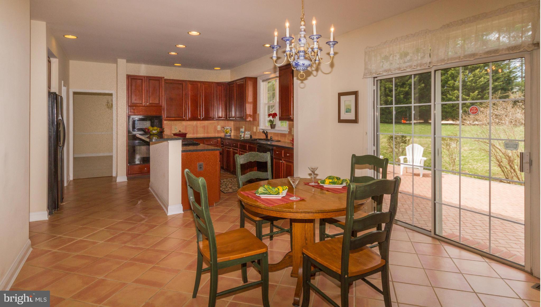 1901 Manor Grove Road Annapolis, MD 21401 - Photo 11 of 30 Kitchen