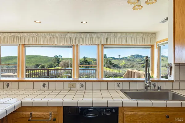 $1,775,000 | 1289 Duhig Road, Napa, CA 94559