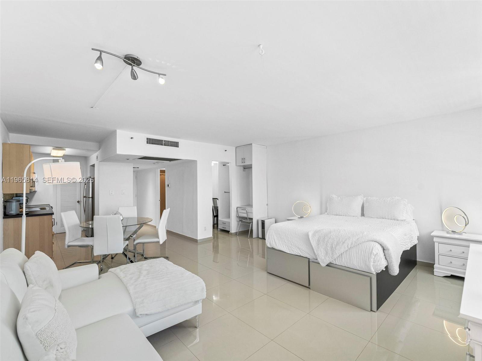 100 Lincoln Road, Unit 417 Miami Beach, FL 33139 - Photo 16 of 33