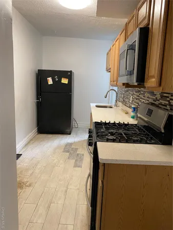 a close view of sink and tap