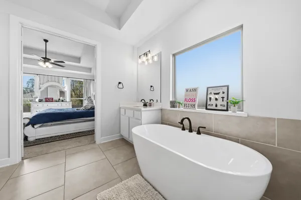 a bathroom with bathtub