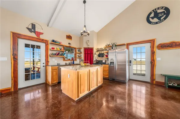 $1,950,000 | 318 Cr 3355 Valley Mills, Valley Mills, TX 76689