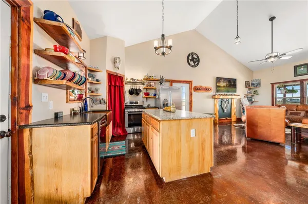 $1,950,000 | 318 Cr 3355 Valley Mills, Valley Mills, TX 76689