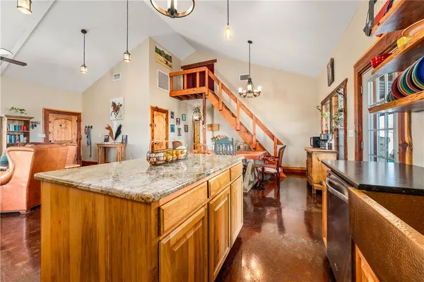 $1,950,000 | 318 Cr 3355 Valley Mills, Valley Mills, TX 76689