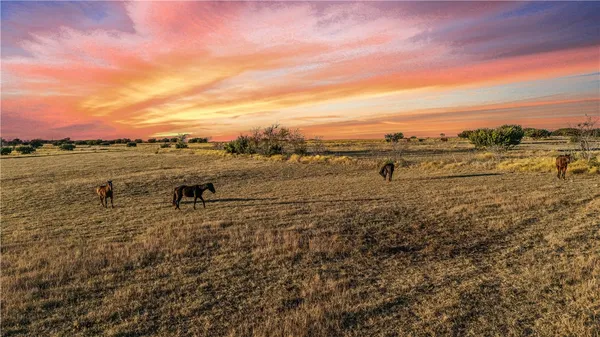 $1,950,000 | 318 Cr 3355 Valley Mills, Valley Mills, TX 76689