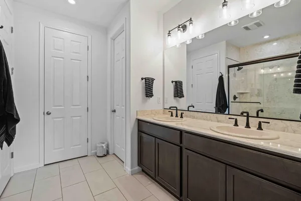 $735,000 | 976 Garzas Street, Lathrop, CA 95330