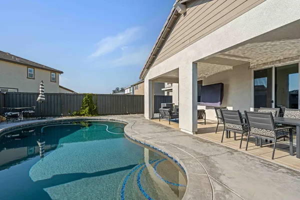 $735,000 | 976 Garzas Street, Lathrop, CA 95330