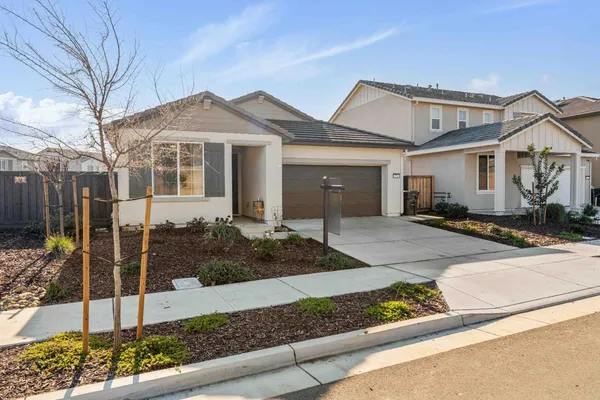 $735,000 | 976 Garzas Street, Lathrop, CA 95330