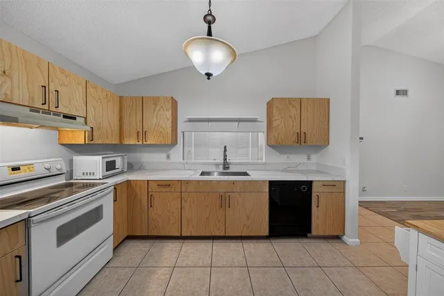 $3,000 | 489 Hardwood Place, Unit 489, Boca Raton, FL 33431